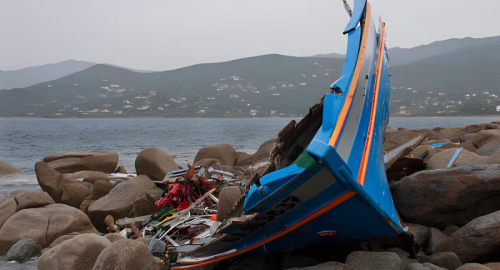 Naufragio al largo della Libia: il dramma dei dispersi in un Mediterraneo sempre pi� ostile